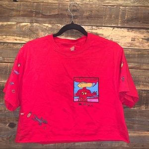 Cropped red art t-shirt